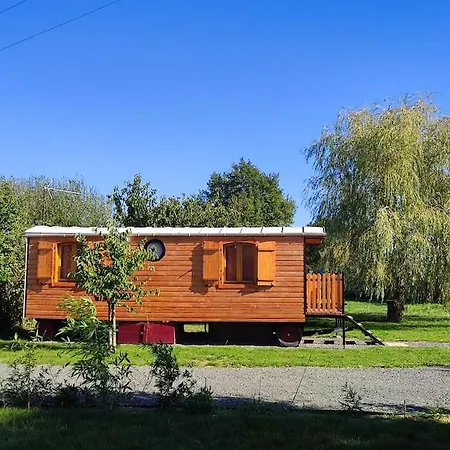 Roulotte Equipee - La Paquerie Ferienhaus